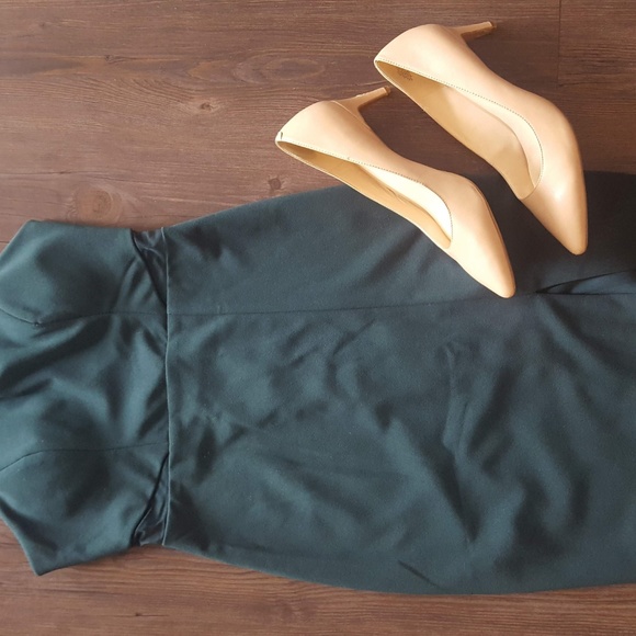 Macy's Dresses & Skirts - Fun dark green dress!
